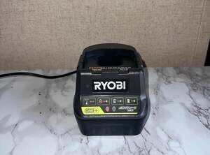 Ryobi P118B ONE+ 18V Lithium-Ion Battery Charger